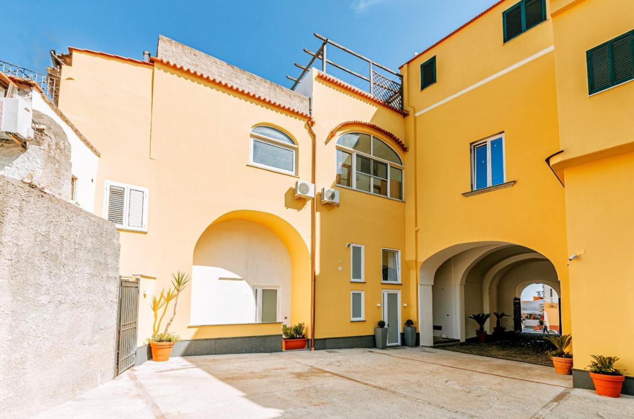 Апартаменты Casa Neval Lacco Ameno Лакко-Амено Экстерьер фото
